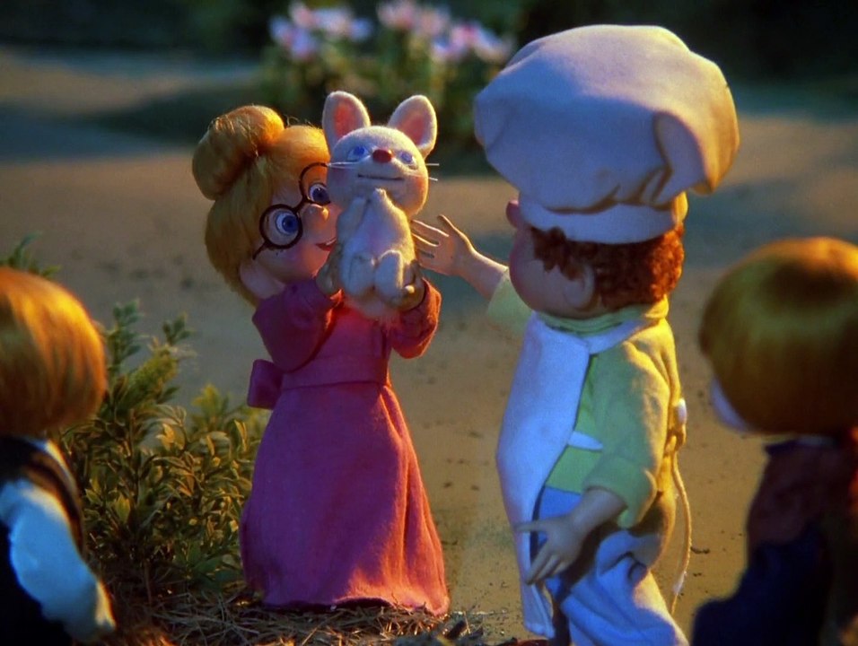 El Conejo de Pascua está llegando a la Ciudad 1977 Español Latino - The Easter Bunny is Coming to Town