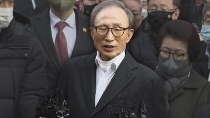 '신년 특사' 이명박 전 대통령 퇴원…이 시각 서울 논현동 자택 / YTN