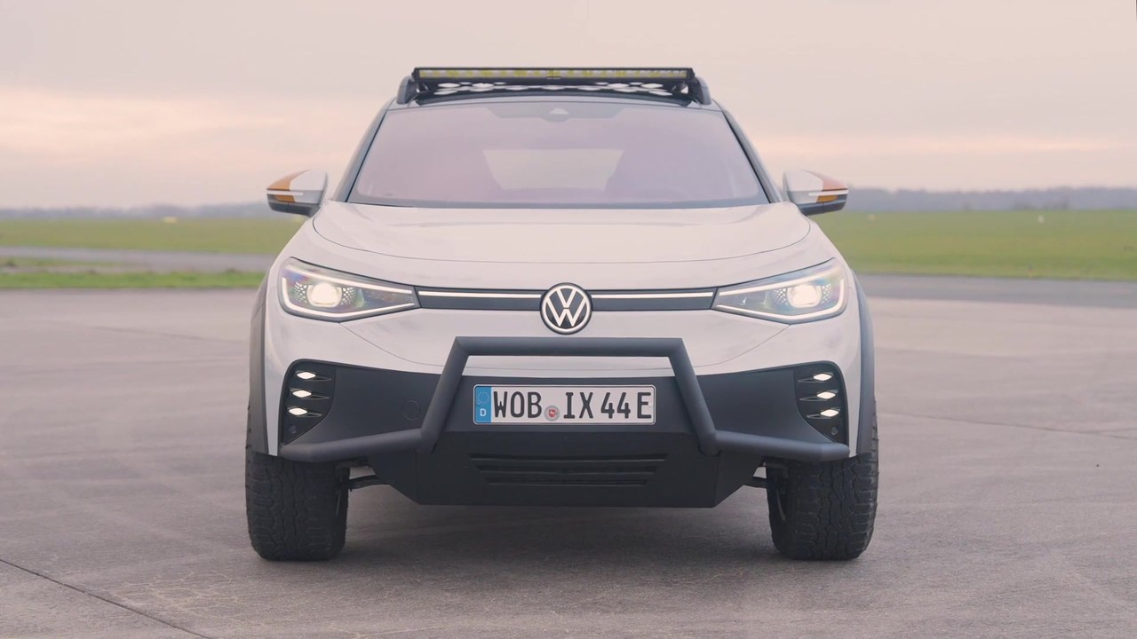 Der neue Volkswagen ID. XTREME - Zusätzliche LED-Lichtleiste am Outdoor Roof Rack