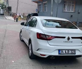 SULTANGAZİ'DE ÇALDIĞI MONTUN CEBİNDEKİ ANAHTARI FARKEDEN ŞÜPHELİ OTOMOBİLİ DE ÇALDI