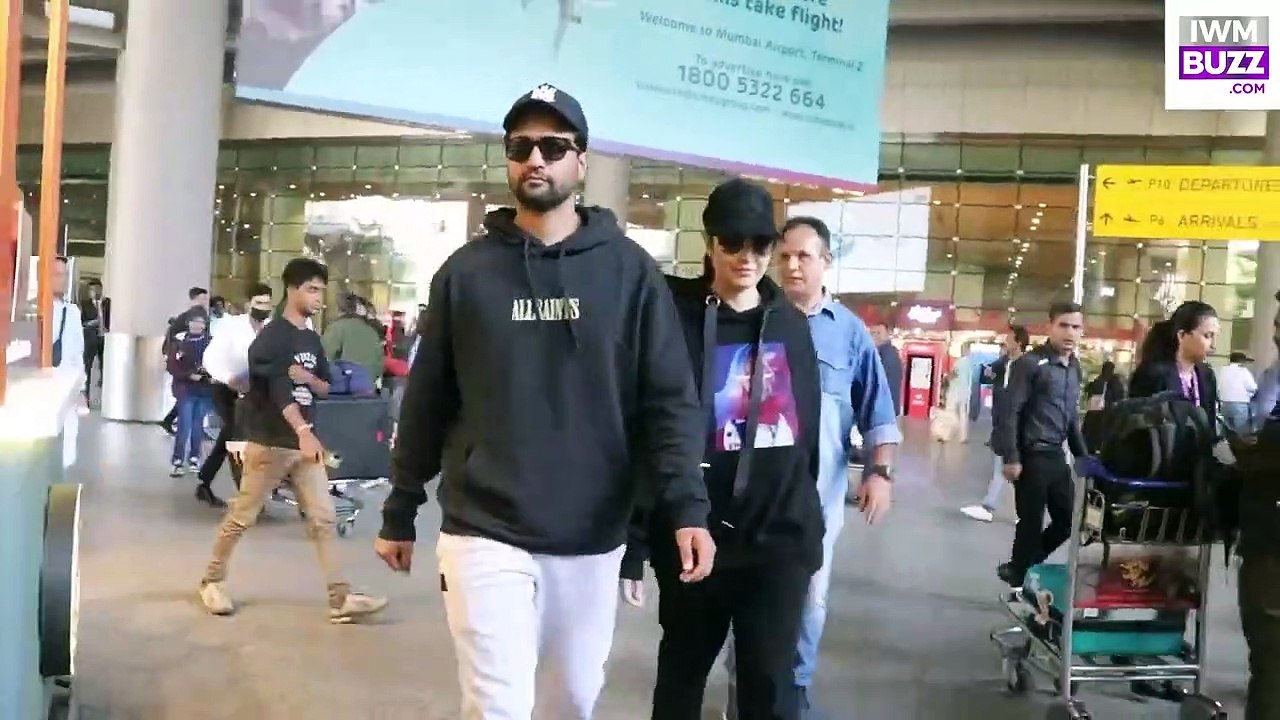 Vicky Kaushal & Katrina Kaif Spotted At Airport