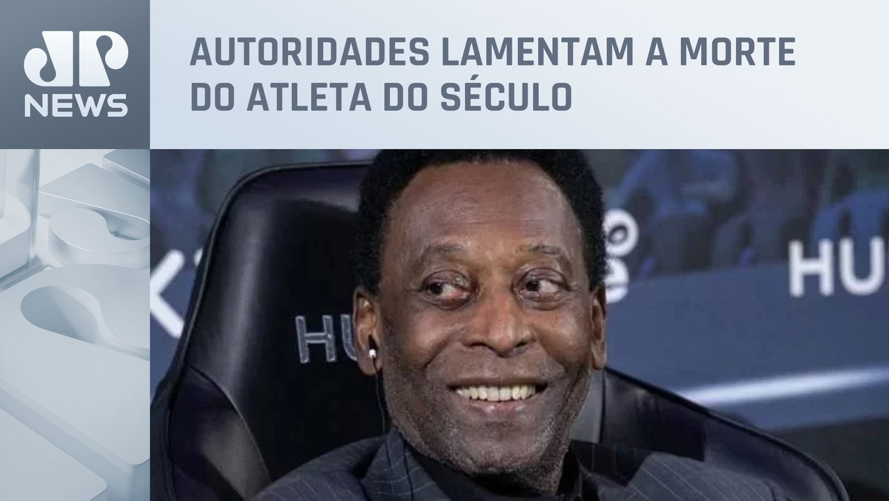 Políticos brasileiros prestam homenagens a Pelé