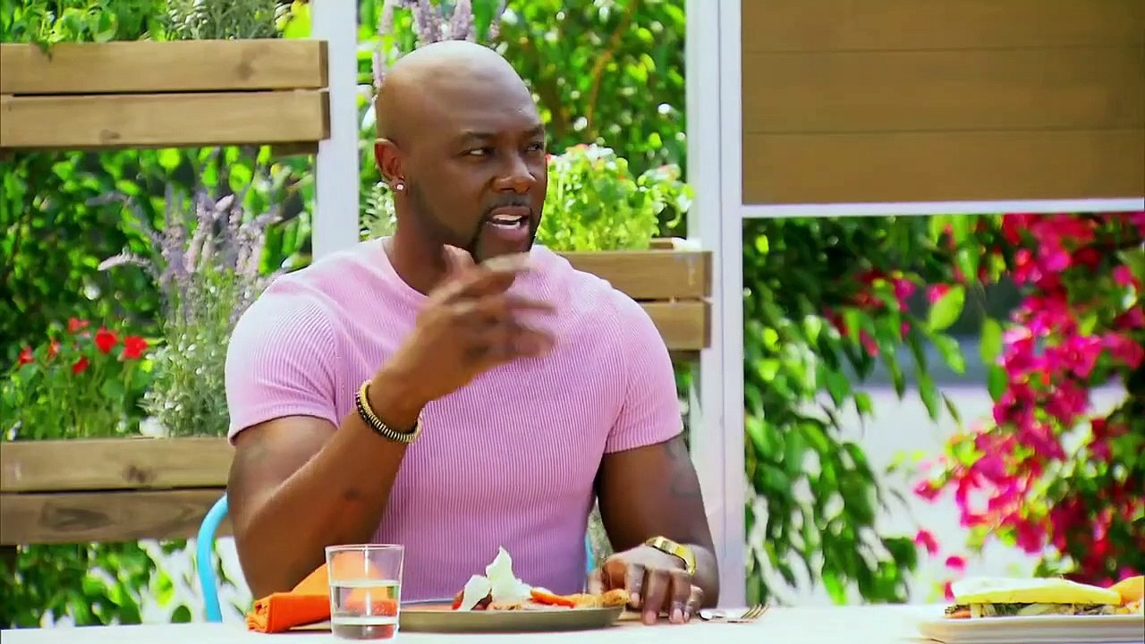 Supermarket Stakeout - Se3 - Ep01 - Viva La Stakeout HD Watch HD Deutsch