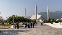 مسجد الملك فيصل تحفة معمارية تزين العاصمة الباكستانية إسلام آباد