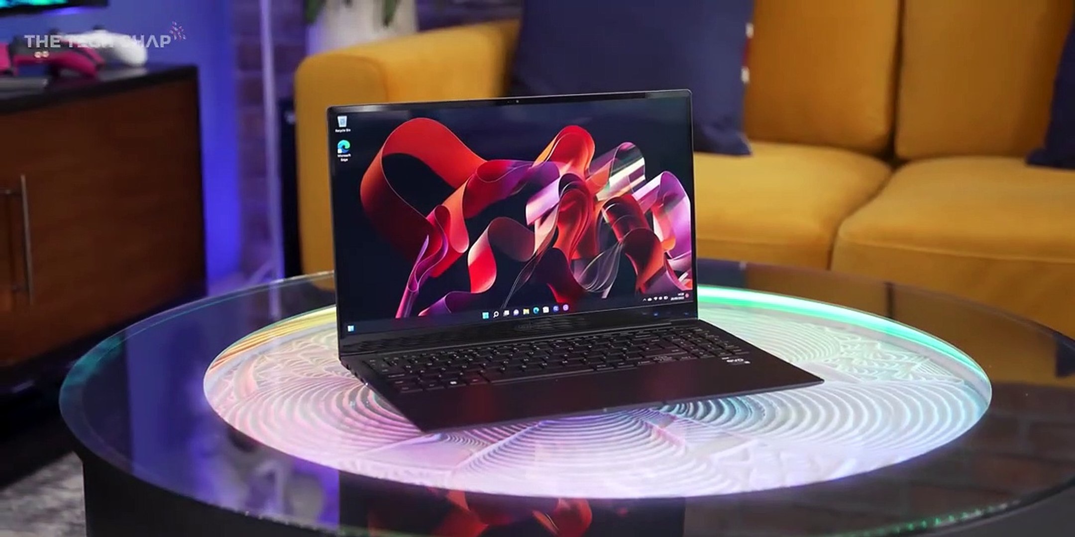 ⁣Best Laptops 2022- Top 10 Thin & Light Laptops You Can Buy!