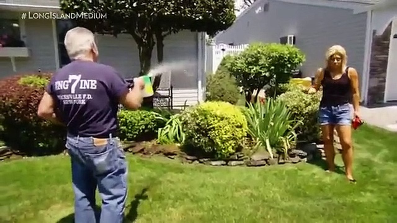 Long Island Medium - Se8 - Ep05 - Line of Duty HD Watch HD Deutsch