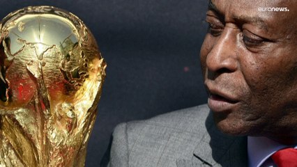 رحيل الجوهرة بيليه.. رسائل النعي تلف عالم كرة القدم