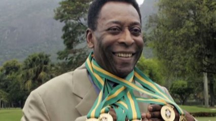 Addio alla più grande leggenda del calcio, "O Rei" Pelé