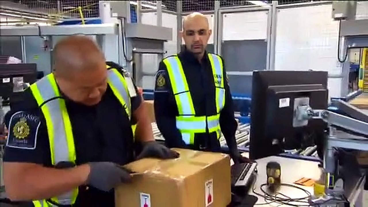 Border Security - Canada's Front Line - Se3 - Ep08 HD Watch HD Deutsch