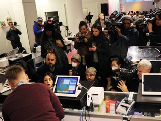 Erster legaler Cannabis-Store in New York zieht Massen an 🌿