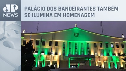 Cristo Redentor recebe iluminação especial por Peléo