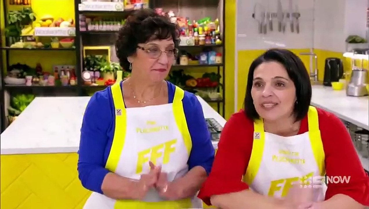 Family Food Fight - Se2 - Ep02 HD Watch HD Deutsch