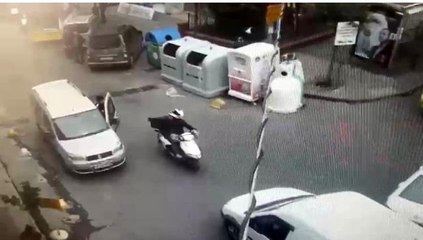 Şişli'deki yol verme kavgası kanlı bitti: 2 yaralı