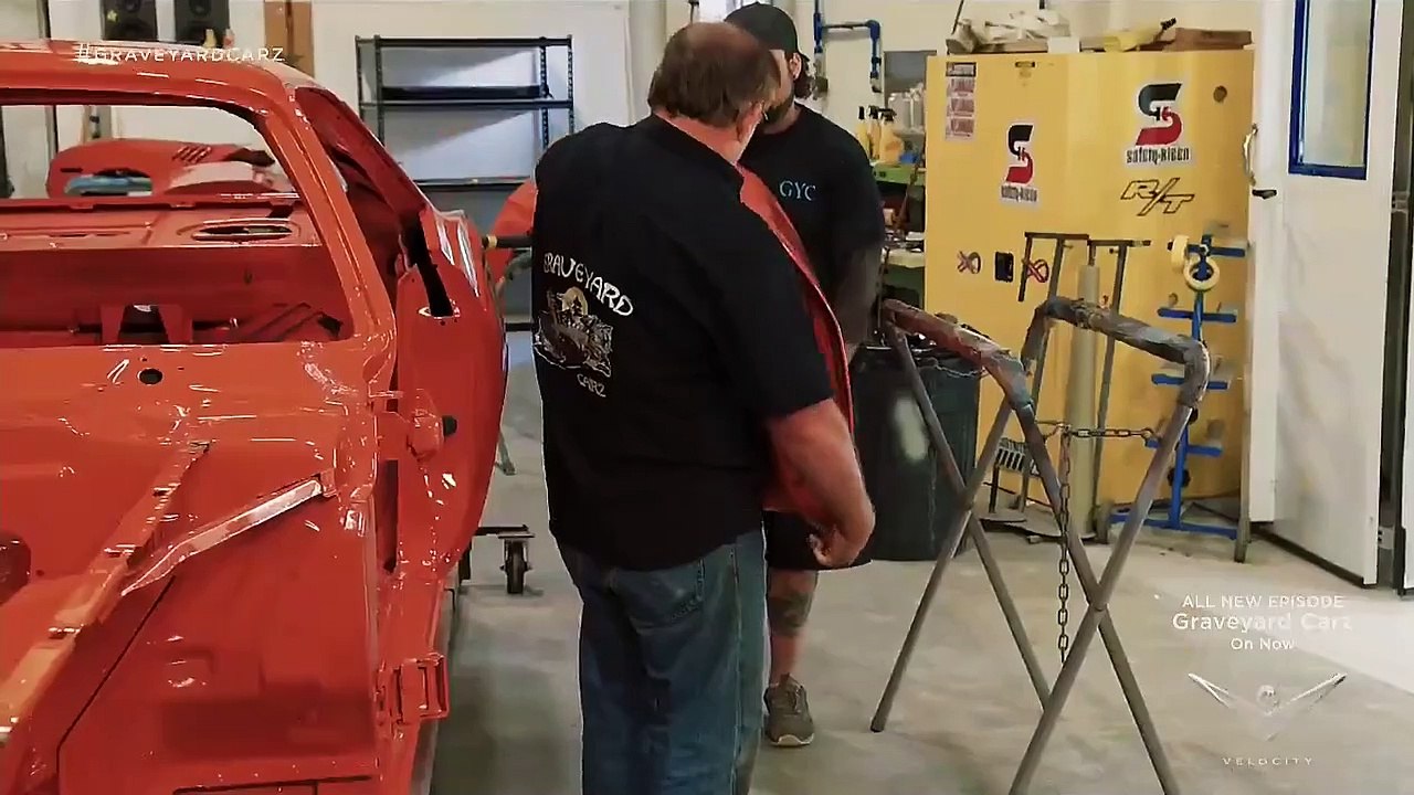 Graveyard Carz - Se6 - Ep01 - Elephant in a '69 HD Watch HD Deutsch