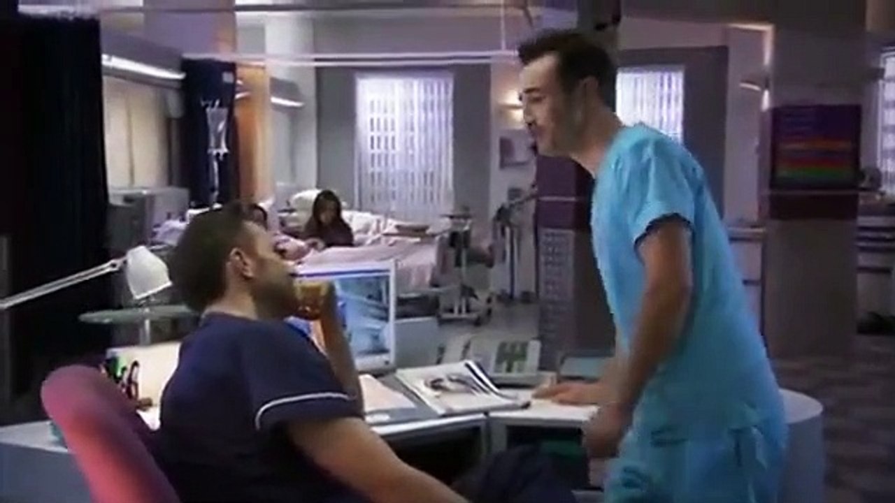 Holby City - Se17 - Ep32 HD Watch HD Deutsch
