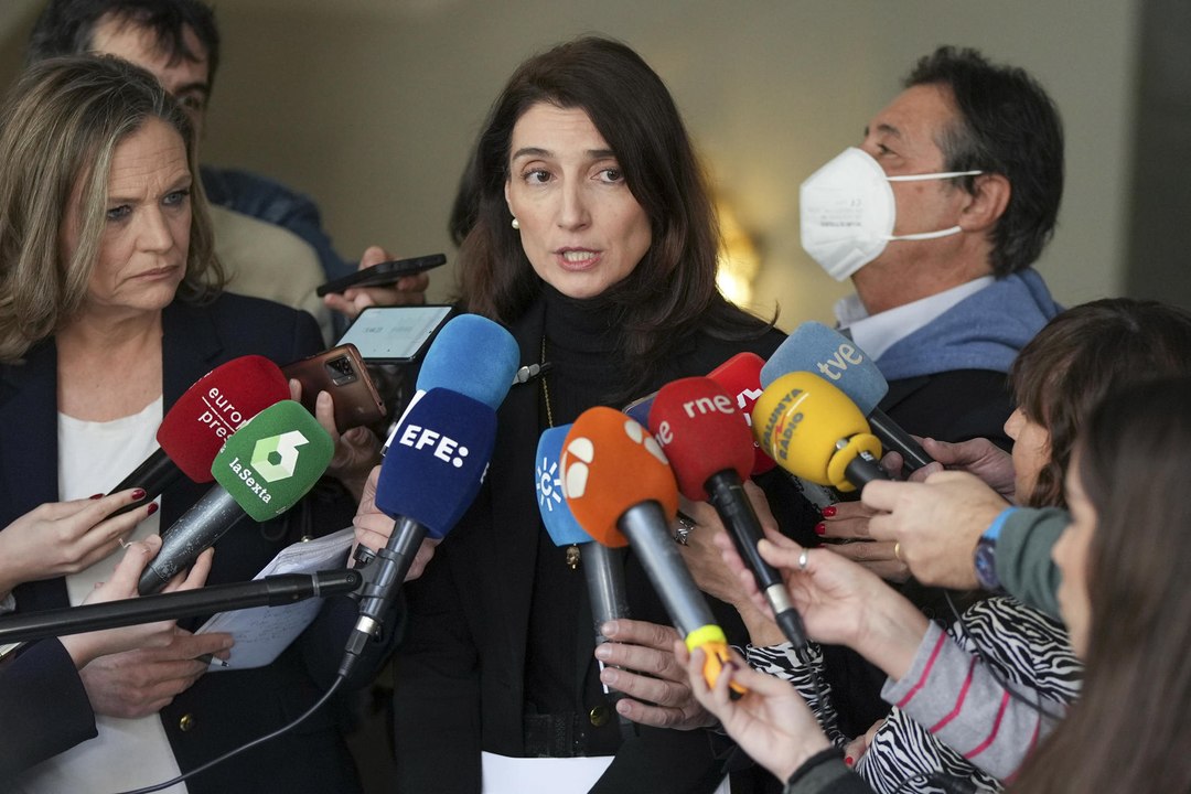 Justicia pide fomentar el uso de pulseras de control telemático en maltratadores: "Ninguna mujer portadora ha sido asesinada"