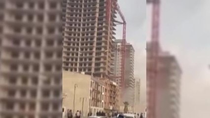 İzmir Bornova'da İnşaat Vinci Devrildi: 5 Kişi Hayatını Kaybetti. 2 Kişi Yaralandı