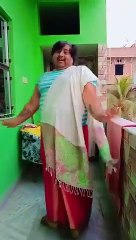 सीधे_करेजा_पे_बुलडोजर_चला_दिया_इस_आदमी_ने_#shorts_#short_#youtubeshort(360p)