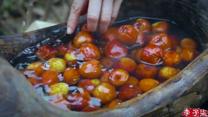 Eat a wishful candied date, everything goes well!