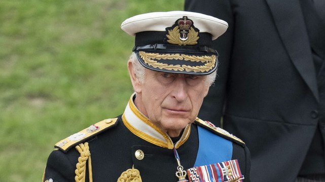 König Charles III. in Trauer: Er muss erneut Abschied nehmen