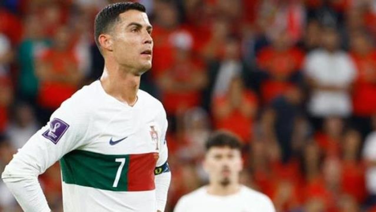 Ronaldo'nun imza sonrası sözleri dalga konusu o...
