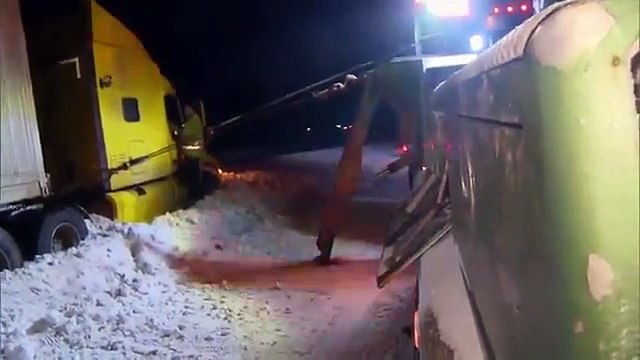 Highway Thru Hell - Se8 - Ep14 - Rock and a Hard Place HD Watch