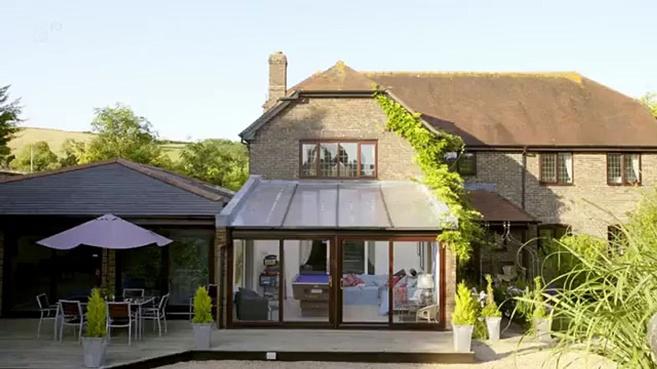 Rich House, Poor House - Se5 - Ep02 HD Watch