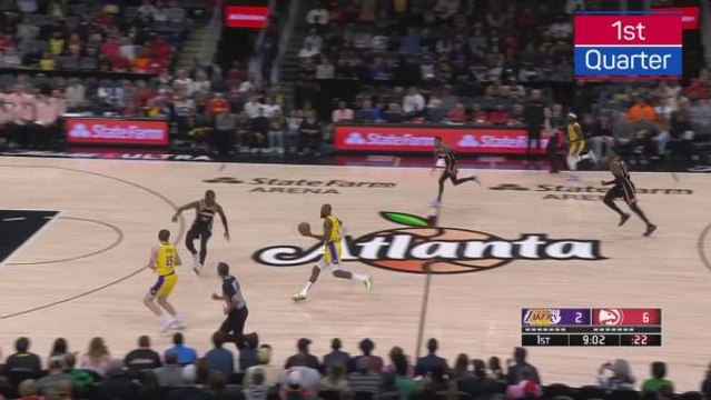 LeBron celebrates birthday in style as Lakers beat Hawks