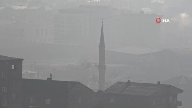 Hakkari'de sis: Görüş mesafesi 10 metreye kadar düştü
