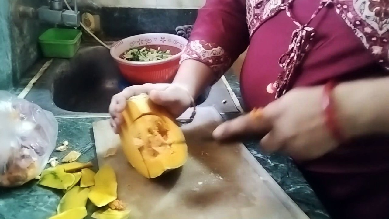 শীতের সবজি দিয়ে দুপুরে রান্নাটা করে নিলাম। Pumpkin and Koli flower with fish curry
