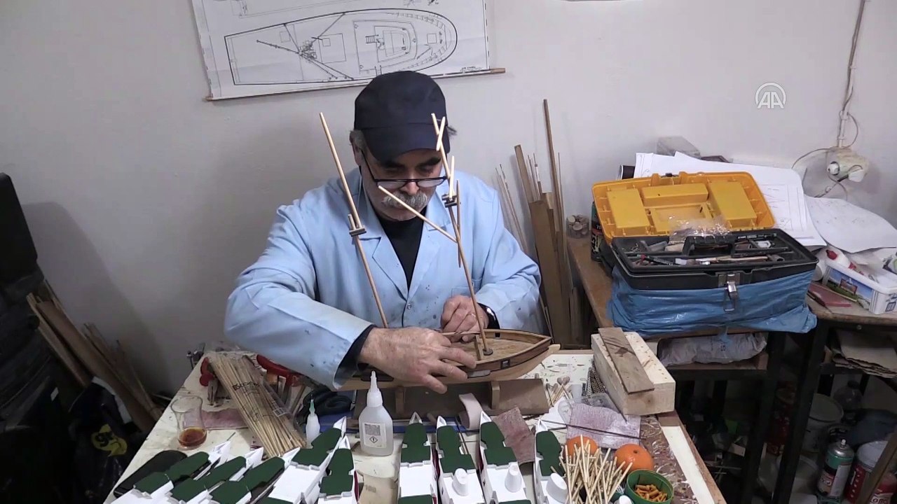 Türkiye'nin 'en yaşlı ili'nde emekliler maket gemi işine merak sardı