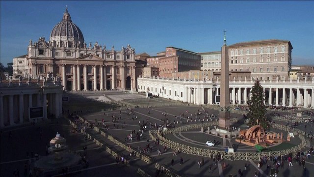 San Pietro, le campane annunciano la morte di Benedetto XVI