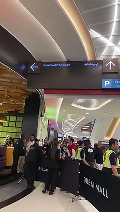Inside the Dubai Mall on NYE