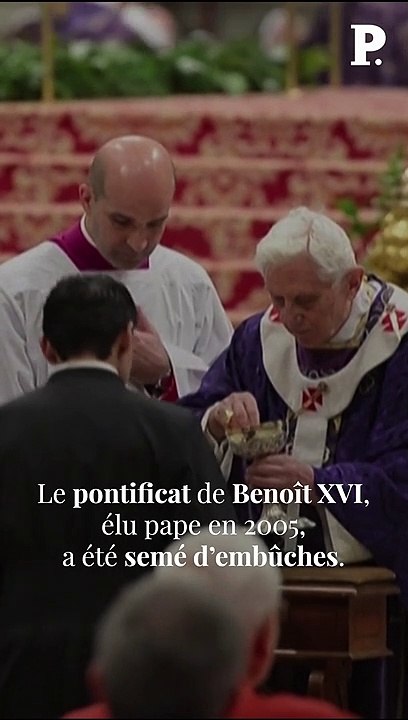 Benoît XVI, un pontificat semé d'embûches