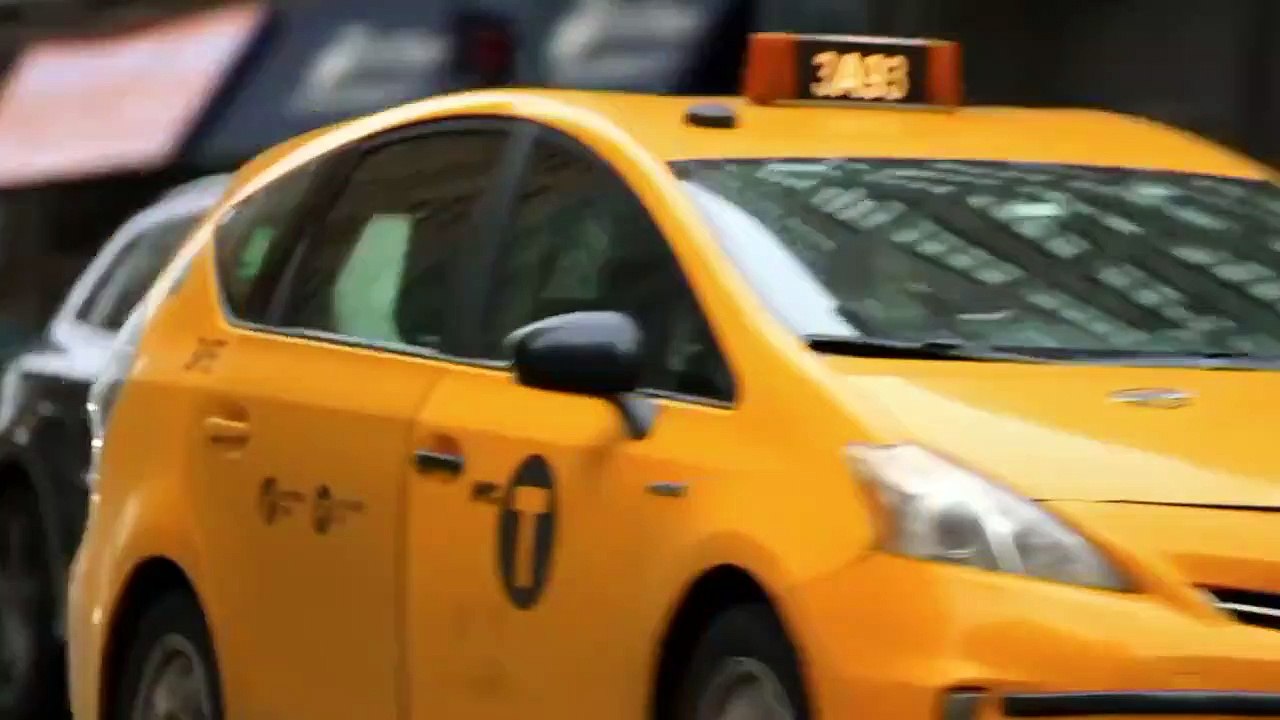 Say Yes to the Dress - Se19 - Ep01 - A Birthday Surprise HD Watch