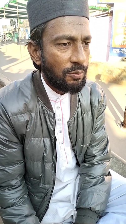 Roti khakar potty jaate 