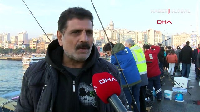 Galata Köprüsü'nde yeni yıla balık tutarak girecekler: 2 seneden beri köprüde giriyorum yeni yıla