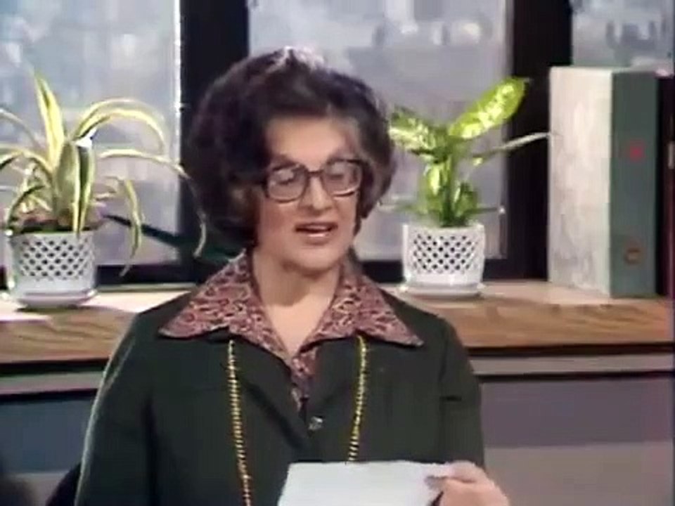 Mind Your Language - Se3 - Ep01 HD Watch