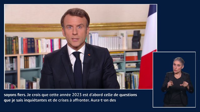 Emmanuel Macron : «Cette année 2023 est celle de questions inquiétantes et de crises à affronter»