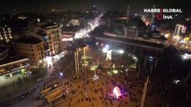 Taksim Meydanı ışıl ışıl... Yılbaşı yoğunluğu havadan böyle görüntülendi