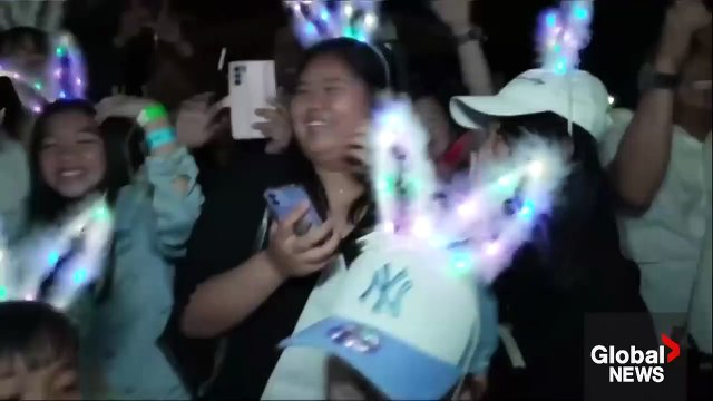 New Year's 2023_ New Zealand welcomes new year with fireworks in Auckland