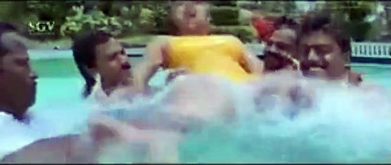Enemies Attacks On Raveendar Maan In Swimming Pool _ Devaraj _ Choo Baana Kannad