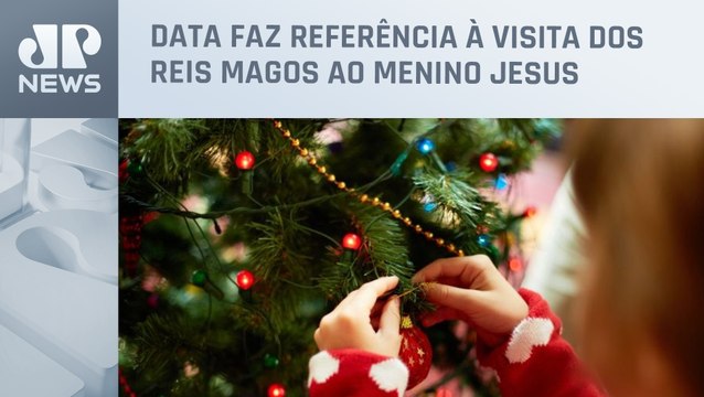 Hoje é dia de desmontar a árvore e enfeites de Natal