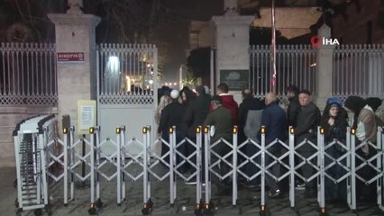 2023 yılının ilk sabah namazını Diyanet İşleri Başkanı Ali Erbaş Ayasofya'yı Kebir Camii'nde kıldırdı