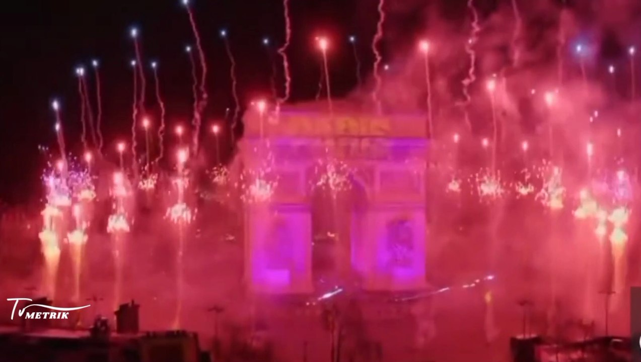 HAPPY NEW YEAR 2023 PARIS GET THE STARTED ❗ FRANCE GET TO PARTY