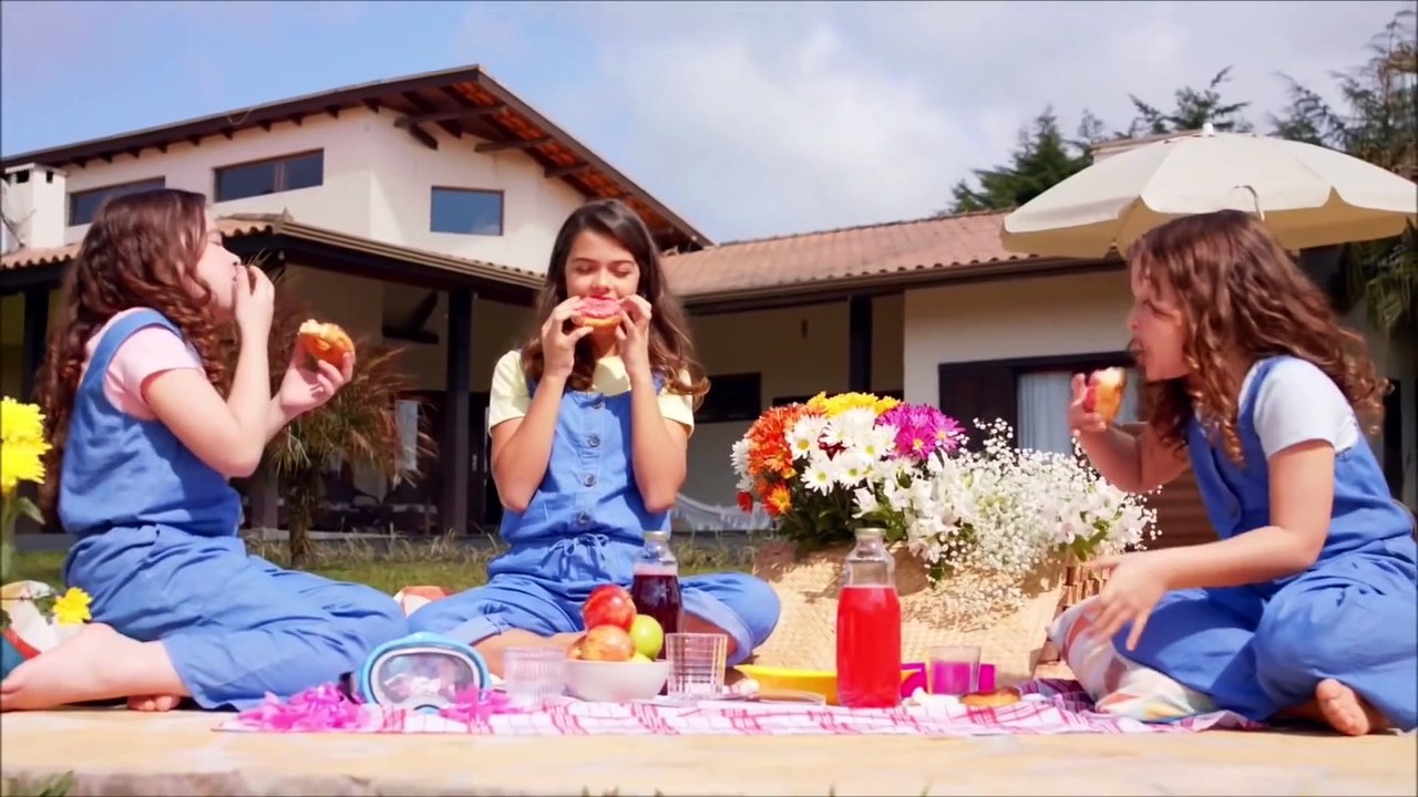 TIPOS DE CRIANÇAS NA PISCINA  Música Marias_1080p