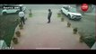 दिनदहाड़े महिला के किडनैपिंग की कोशिश, CCTV में कैद हुई घटना