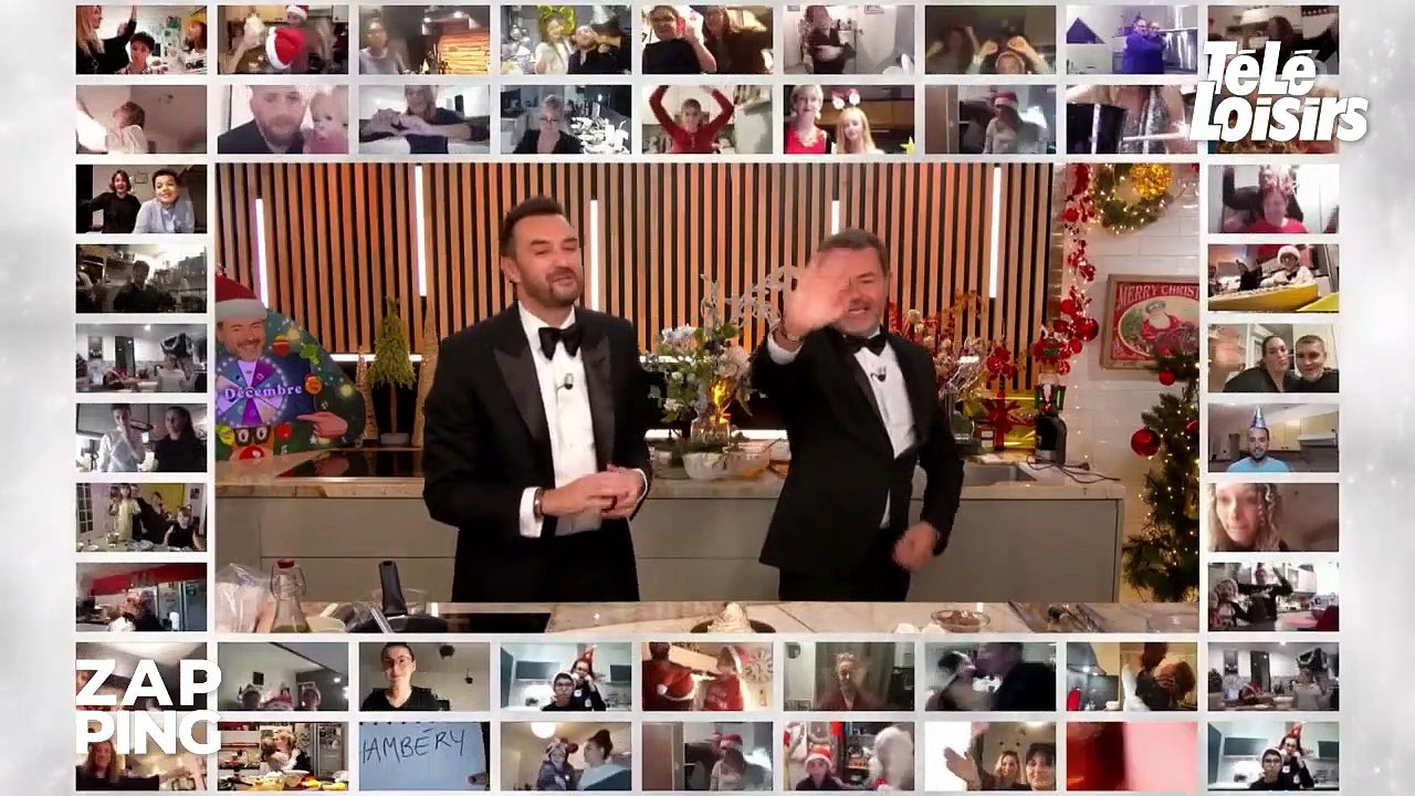 Emmanuel Macron présente ses vœux 2023 devant une bibliothèque