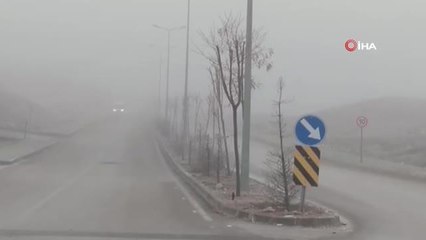 Elazığ'da sis: Görüş mesafesi 10 metreye kadar düştü