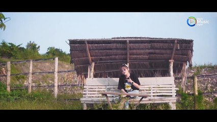 Esa Risty - Kepangku Kapang - SKA (Official Music Video) Tresno lir tirto gumanti dahono